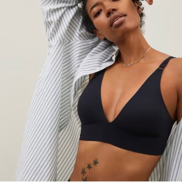 Everlane Other - EVERLANE the renew bra in black large NWT